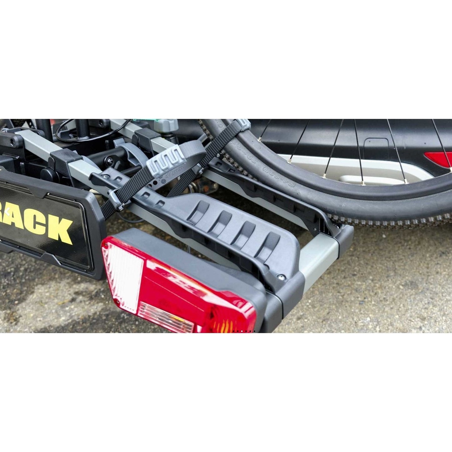 BUZZRACK Eazzy 4 Bike Platform Rack - Tow Ball Compatible