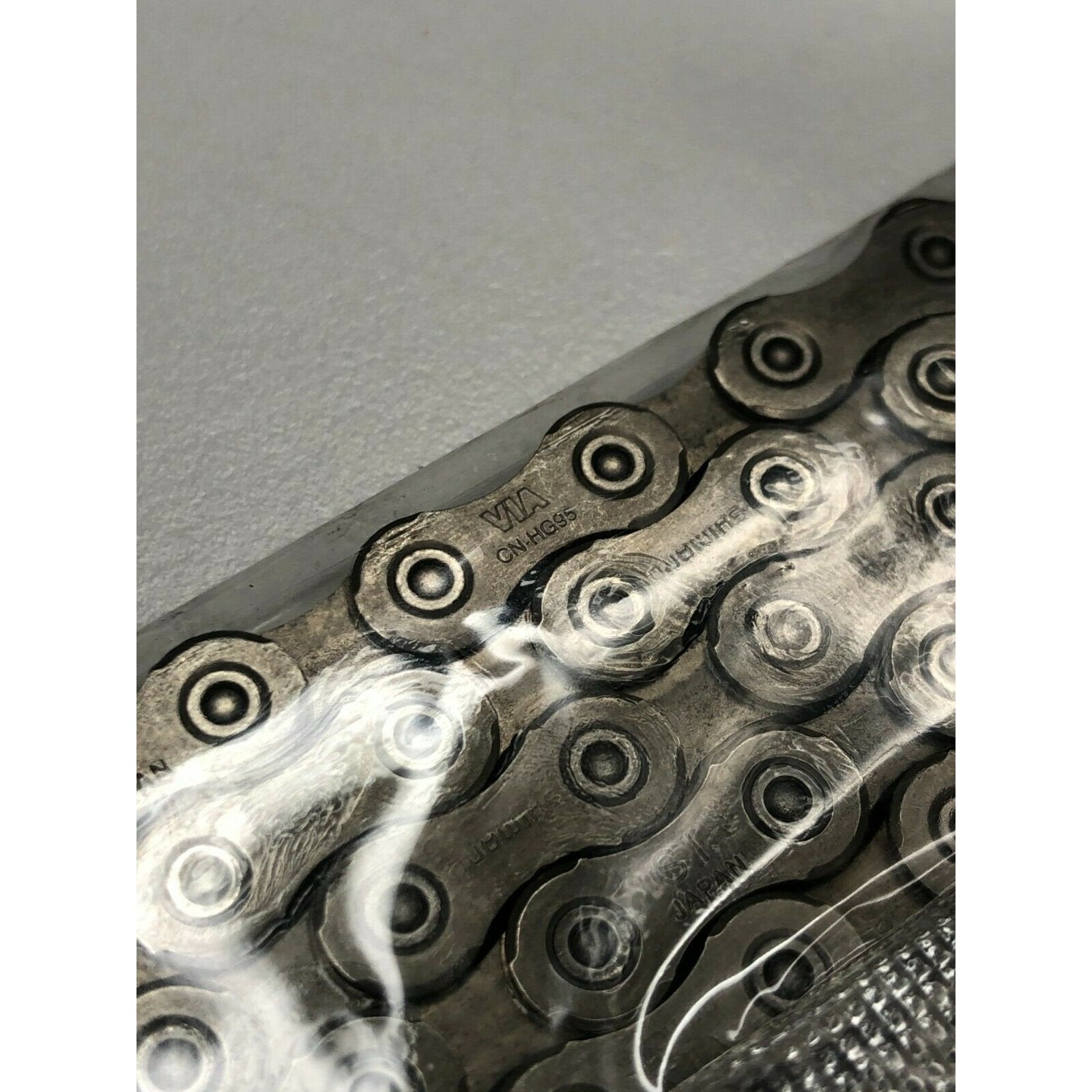 SHIMANO Cn-Hg95 - 10 Speed Chain w/ Connecting Pin. Deore XT R | SLX AU STOCK