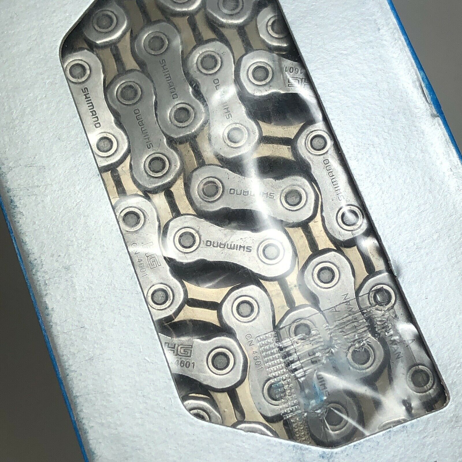 SHIMANO Tiagra 4601 10 Speed Chain W/ Connecting Pin