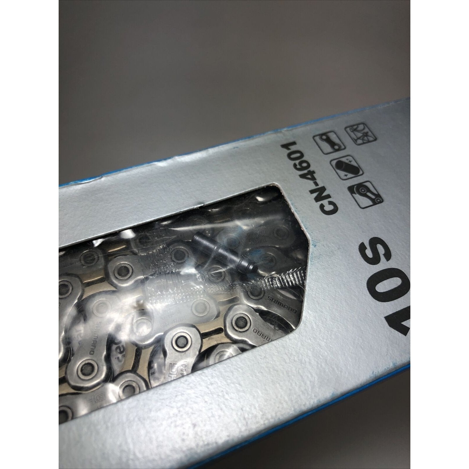 SHIMANO Tiagra 4601 10 Speed Chain W/ Connecting Pin