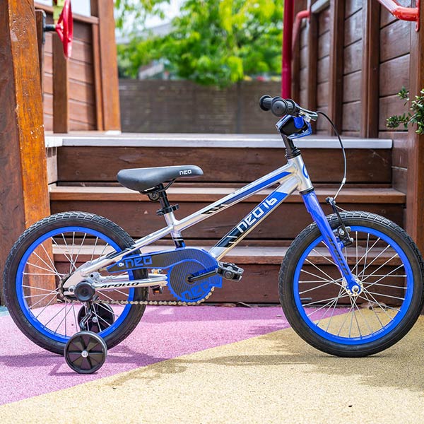 Neo+ 16 Boys Brushed Alloy/Blue Black Fade Bike Lightweight