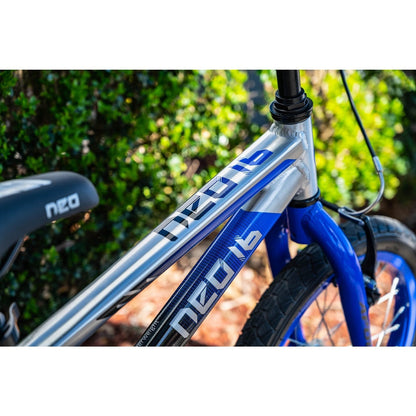Neo+ 16 Boys Brushed Alloy/Blue Black Fade Bike