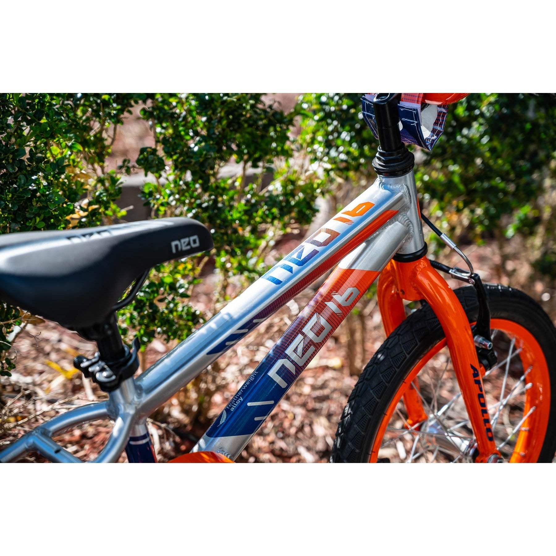 Neo+ 16 Boys Brushed Alloy / Orange, Navy Blue Fade Bike - Lightweight